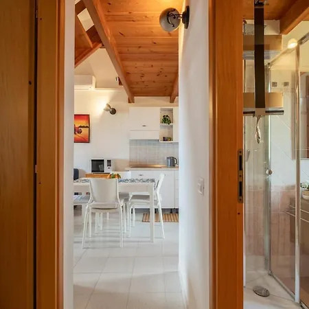 Charming Sea View, Modern House With Garden ,air Conditioning Lägenhet *