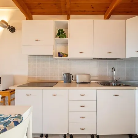 Charming Sea View, Modern House With Garden ,air Conditioning Lägenhet